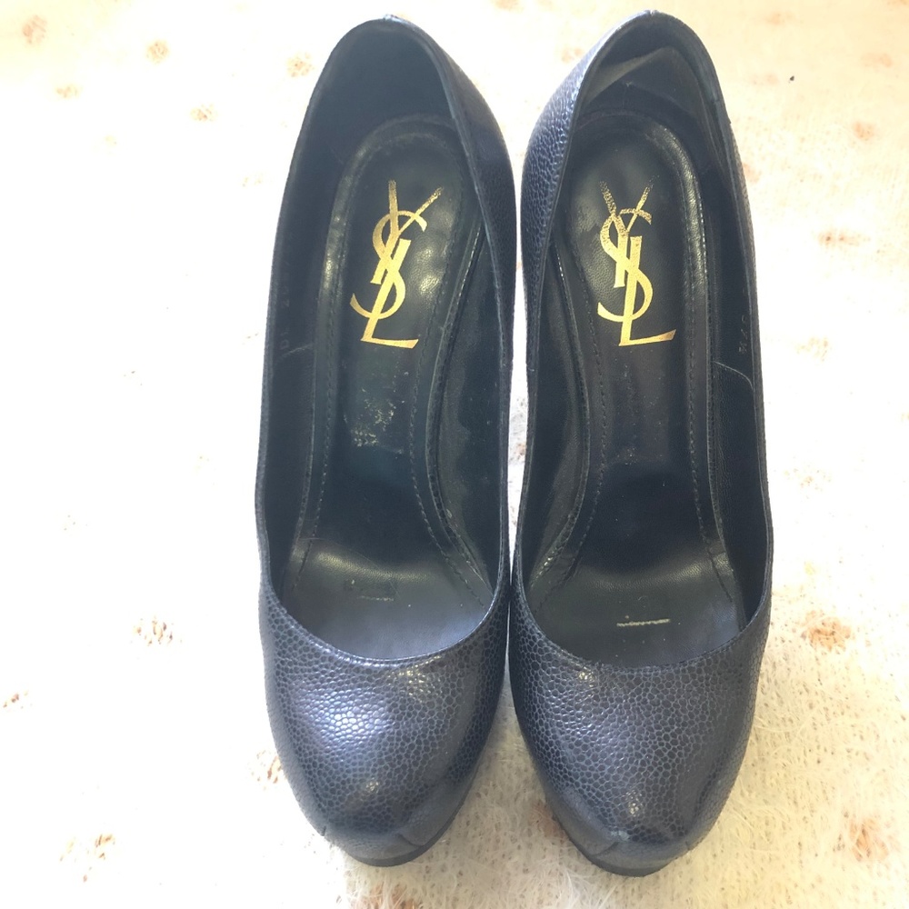 YSL Tribtoo Black Pebbled Leather Platform Pumps - Picture 3 of 8